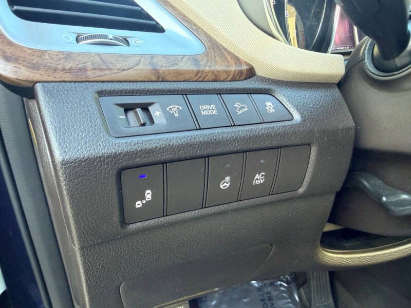 2017 Hyundai Santa Fe Limited Ultimate