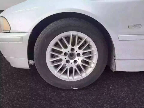 2001 BMW 5 Series 530i