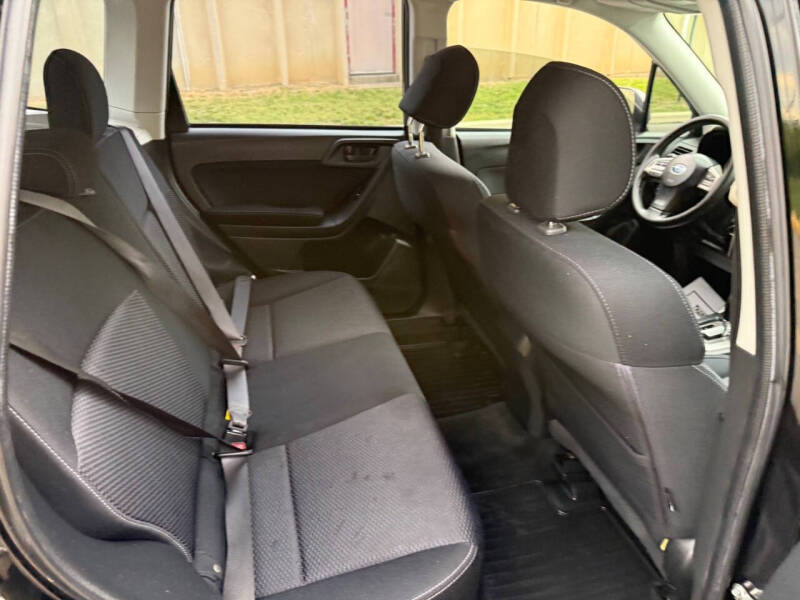 2015 Subaru Forester 2.5i