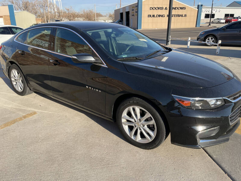 2017 Chevrolet Malibu for sale at Tiger Auto Sales in Guymon OK