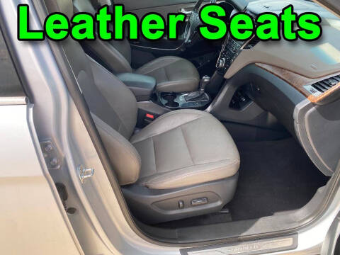 2017 Hyundai Santa Fe SE