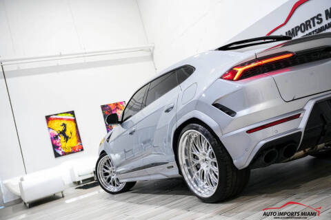 2025 Lamborghini Urus SE