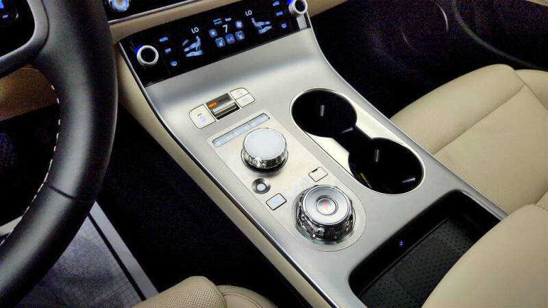 2026 Genesis GV70 2.5T Select