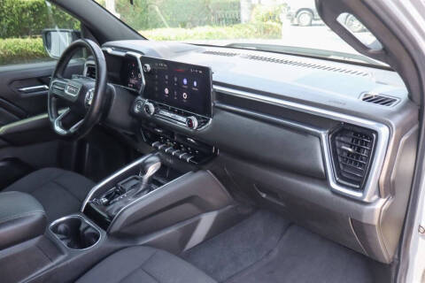 2023 GMC Canyon Elevation