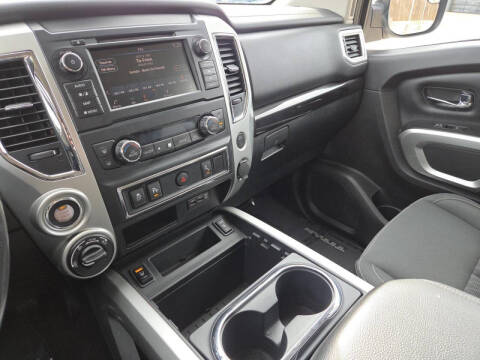 2019 Nissan Titan SV