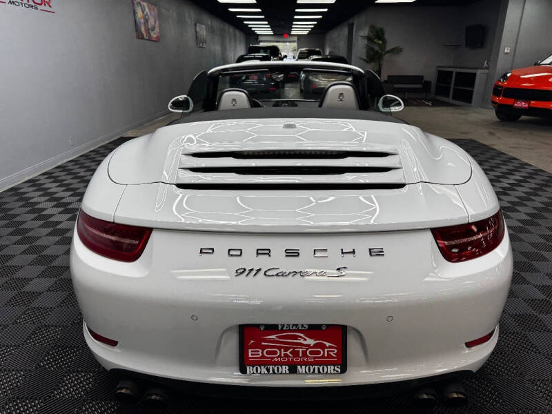 2015 Porsche 911 Carrera S