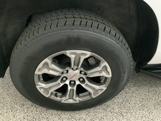 2022 GMC Yukon XL SLE