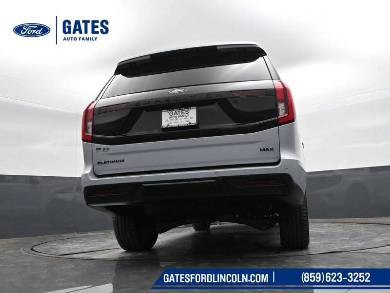 2025 Ford Expedition MAX Platinum
