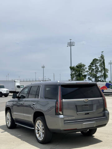 2019 Cadillac Escalade Luxury