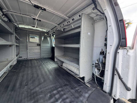 2019 Chevrolet Express 2500
