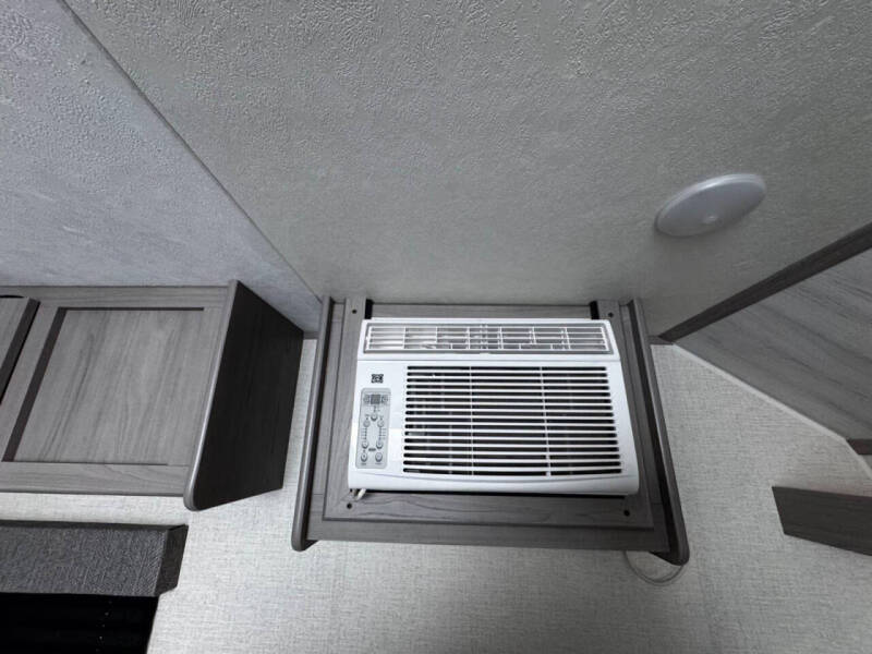 2023 Keystone RV COLEMAN LANTERN