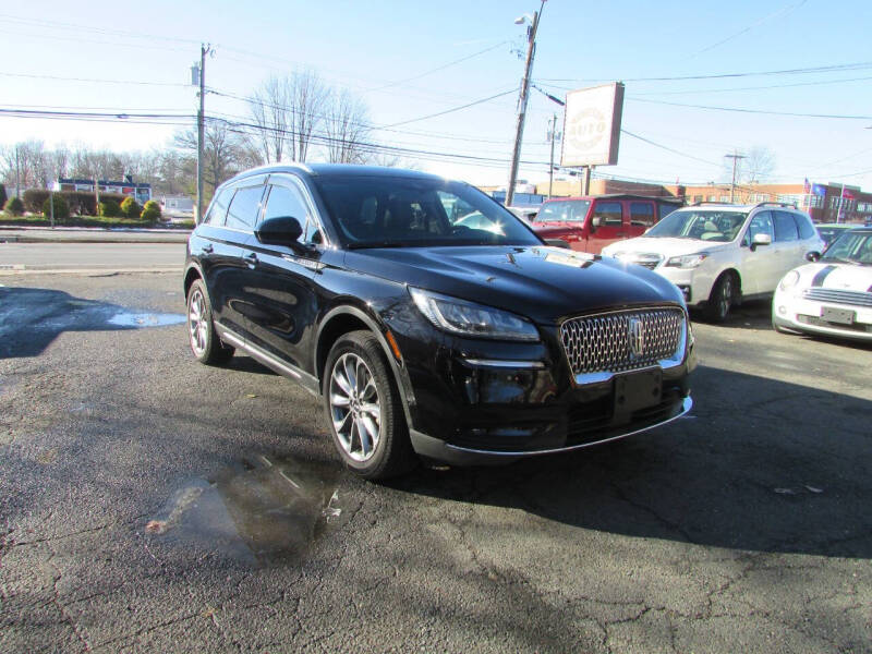 2022 Lincoln Corsair Base