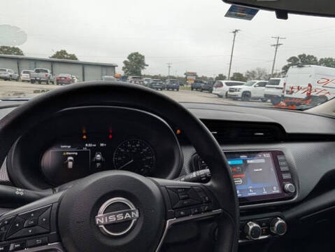 2024 Nissan Kicks SV