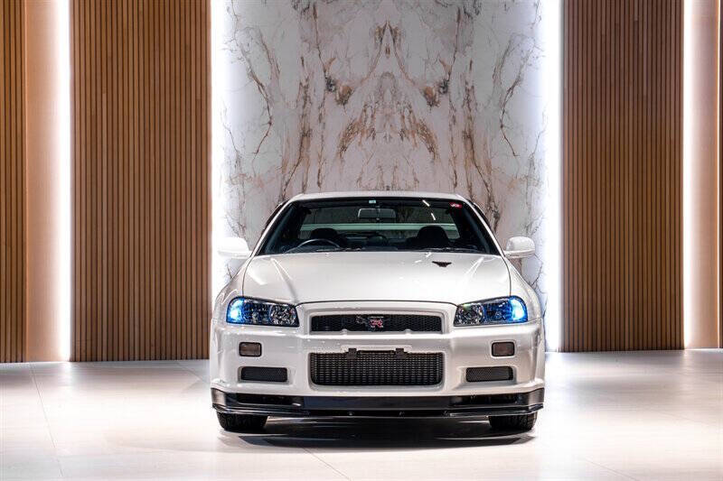 2000 Nissan GT-R
