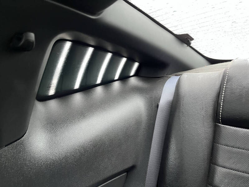 2010 Ford Mustang V6