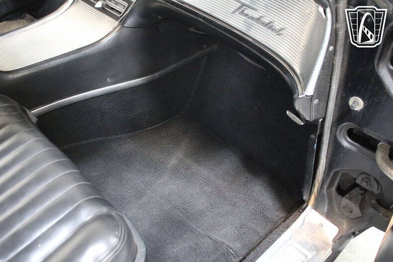 1962 Ford Thunderbird