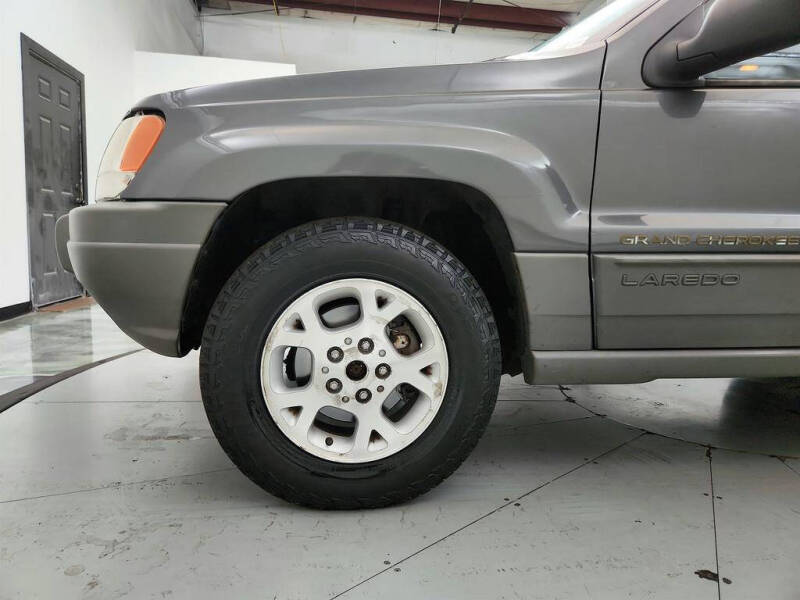 2002 Jeep Grand Cherokee Sport