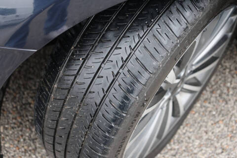 2018 Kia Cadenza Premium