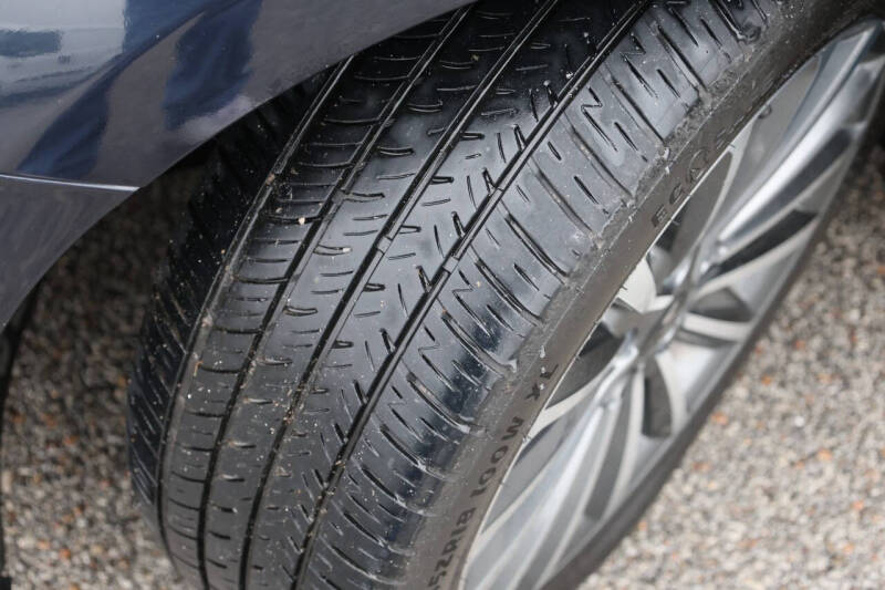 2018 Kia Cadenza Premium