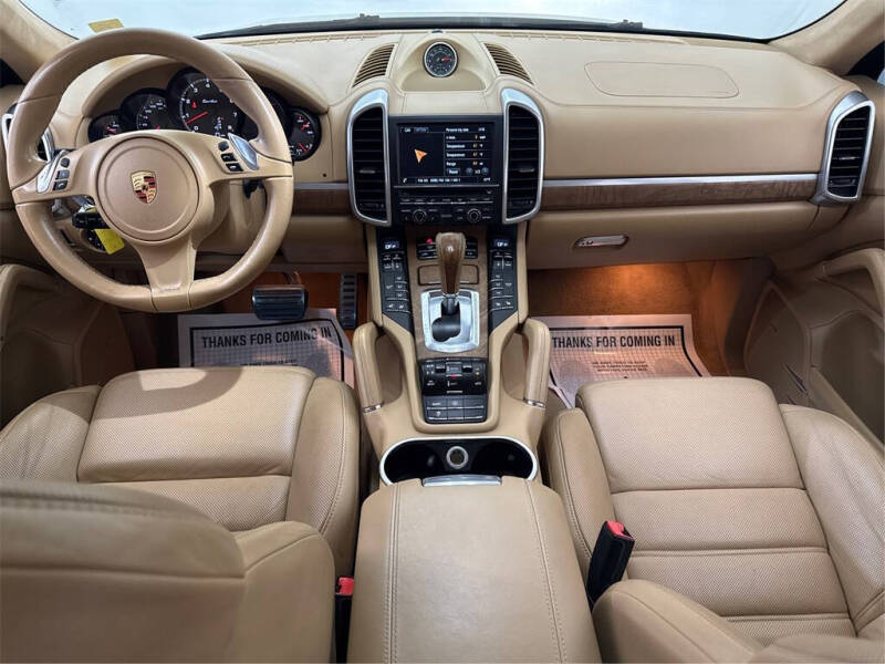 2014 Porsche Cayenne Turbo