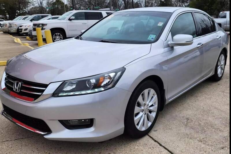 2014 Honda Accord for sale at Acadiana Cars in Lafayette LA