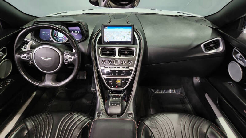 2019 Aston Martin DB11 Volante