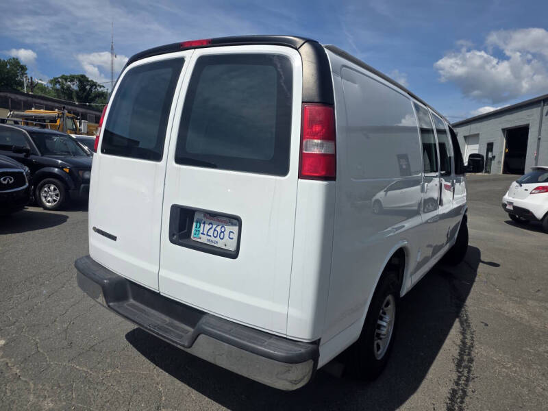 2017 Chevrolet Express 2500