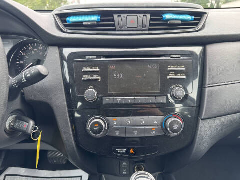 2017 Nissan Rogue S