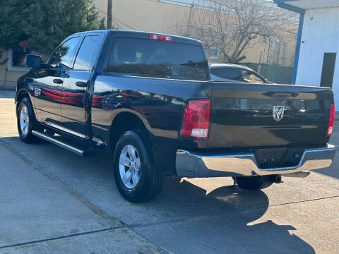 2017 RAM 1500 Express