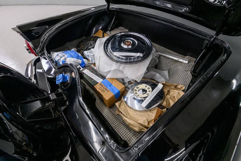 1956 Ford Thunderbird