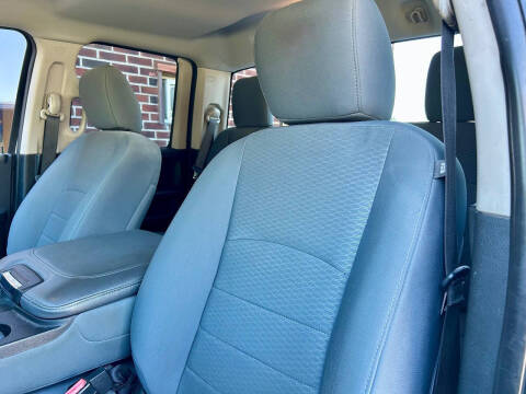2017 RAM 1500 Express
