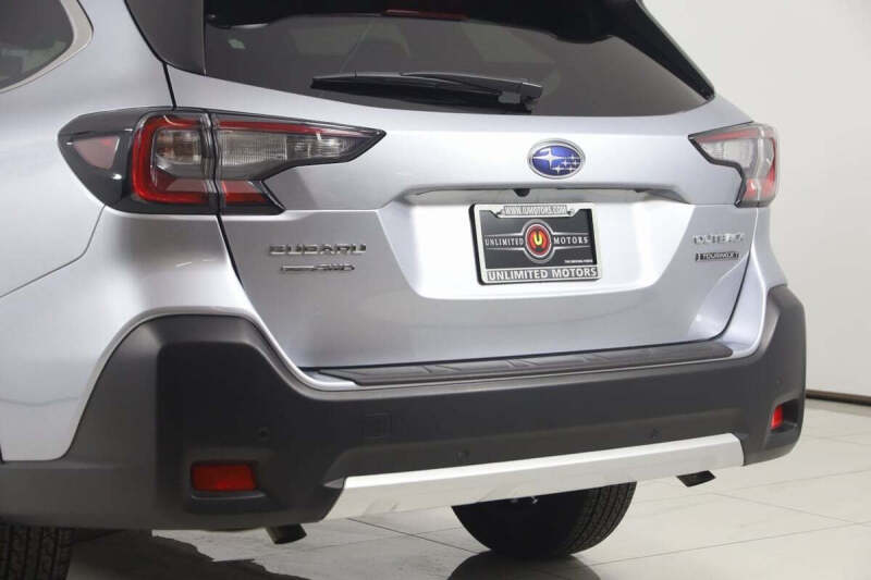 2025 Subaru Outback Touring XT