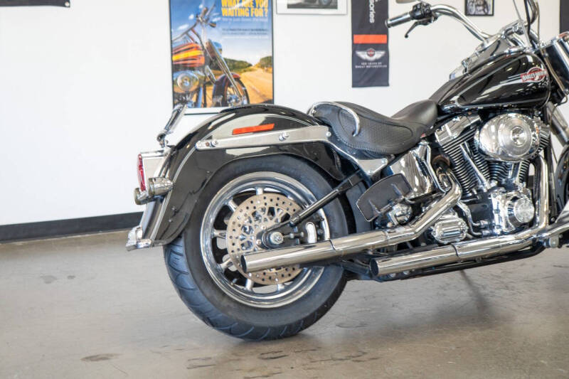 2005 Harley-Davidson Softail Deluxe