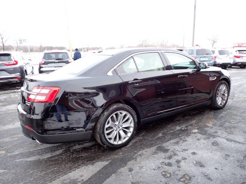 2016 Ford Taurus Limited