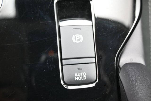2025 Mitsubishi Outlander ES