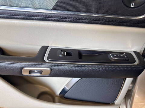 2017 Lincoln Continental Reserve