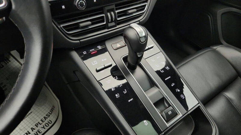 2024 Porsche Macan