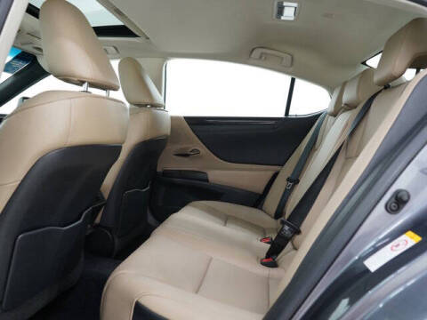 2019 Lexus ES 350