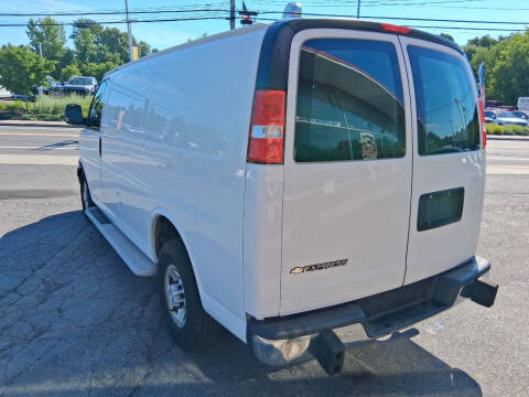 2018 Chevrolet Express 2500