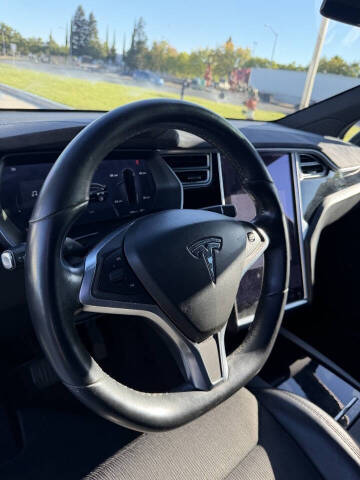 2017 Tesla Model X 90D