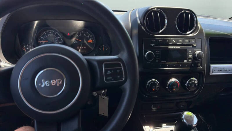 2016 Jeep Compass Sport