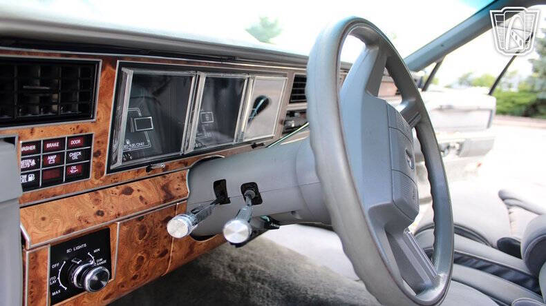 1986 Lincoln Town Car