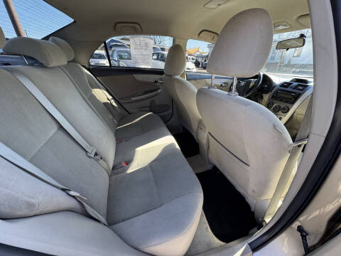 2012 Toyota Corolla LE