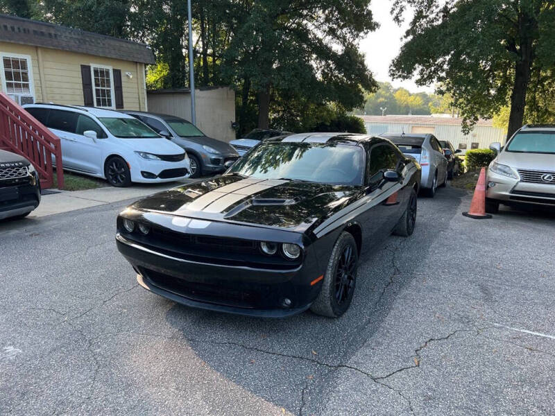 2016 Dodge Challenger R/T photo 4