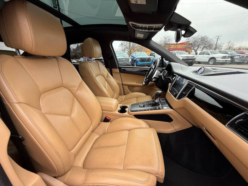 2018 Porsche Macan