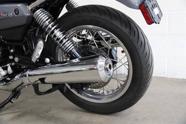 2023 Moto Guzzi V7 Special