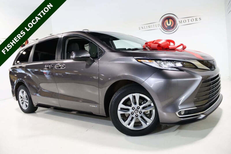 2021 Toyota Sienna for sale at Unlimited Motors in Fishers IN