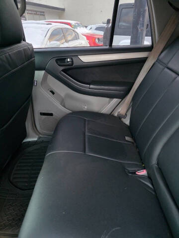 2004 Toyota 4Runner SR5