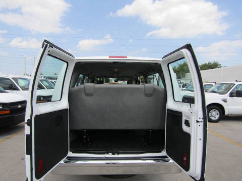 2012 Ford E-Series E-350 SD XLT