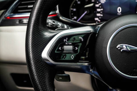 2023 Jaguar F-PACE P400 R-Dynamic S